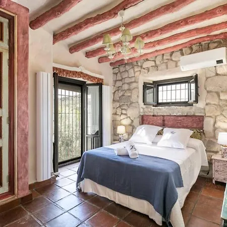 Cortijo El Zafiro Holiday home Villanueva Mesia